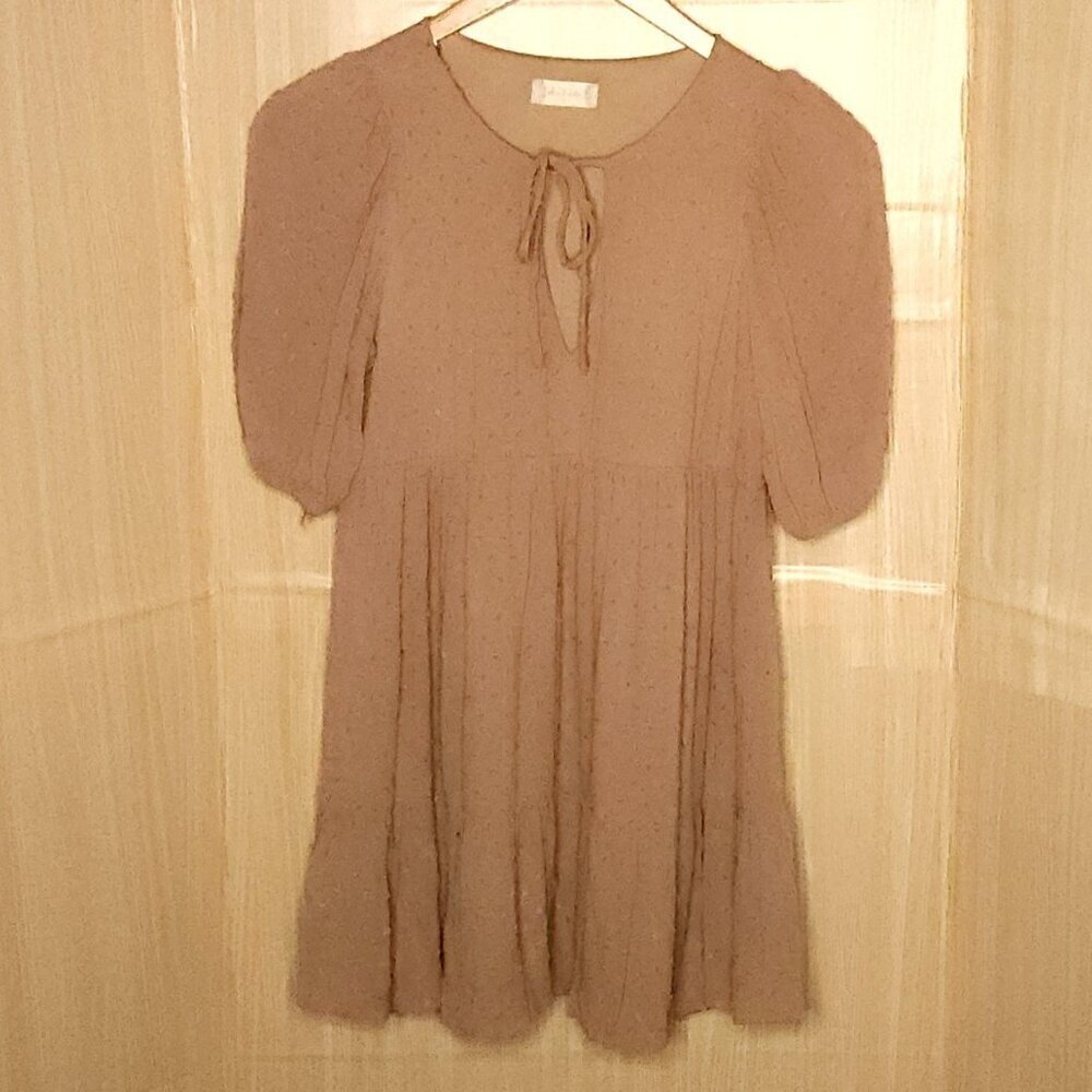 Altar'd State Womens Tan Swiss Dot Flowy Gauzy Short Sleeve Dress Small